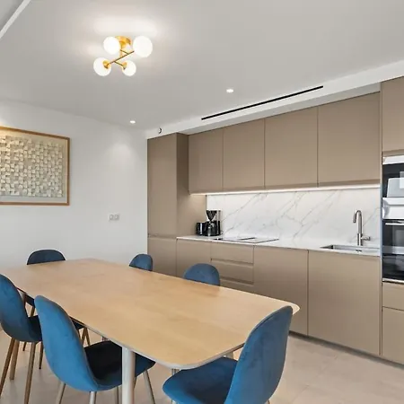 Appartement Vue Exceptionnelle Et Montagne , Piscine Et Tennis