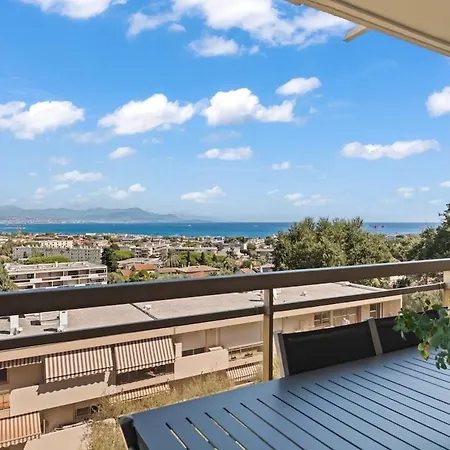 Appartement Vue Exceptionnelle Et Montagne , Piscine Et Tennis *