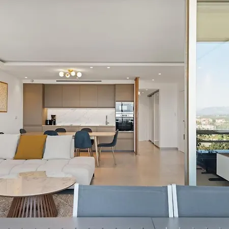 Vue Exceptionnelle Et Montagne , Piscine Et Tennis Antibes